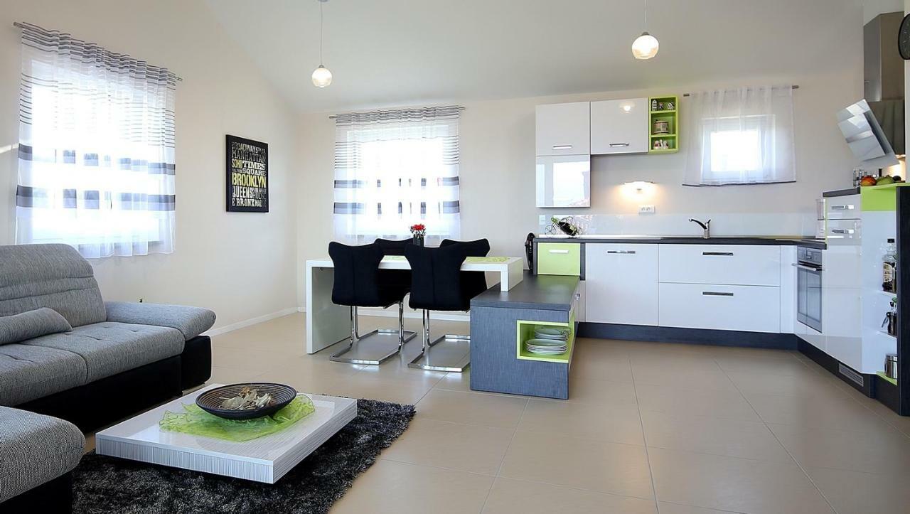 Apartment Porpo Малинска Экстерьер фото
